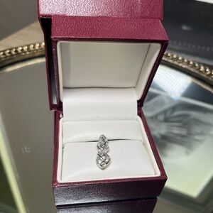 Helzberg Diamonds silver necklace